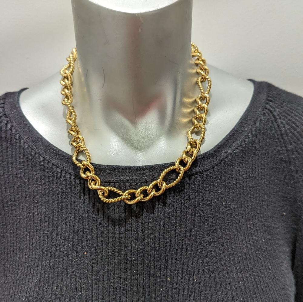 Vintage Trifari Gold tone Chain Necklace